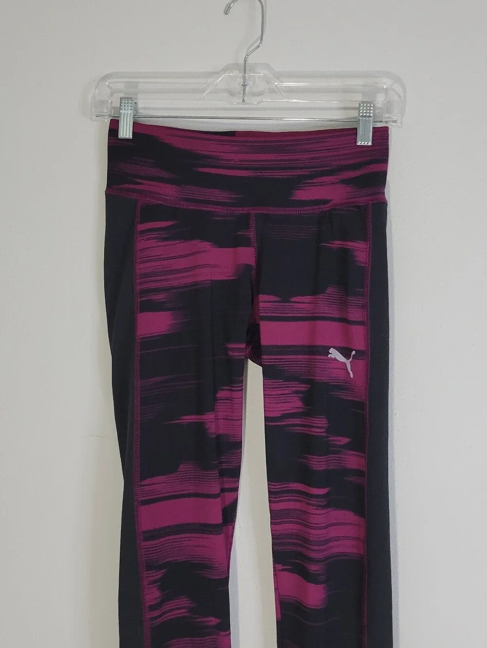 Puma Girls' Pink & Black Performance Leggings Women Size M. - Picture 3 of 9